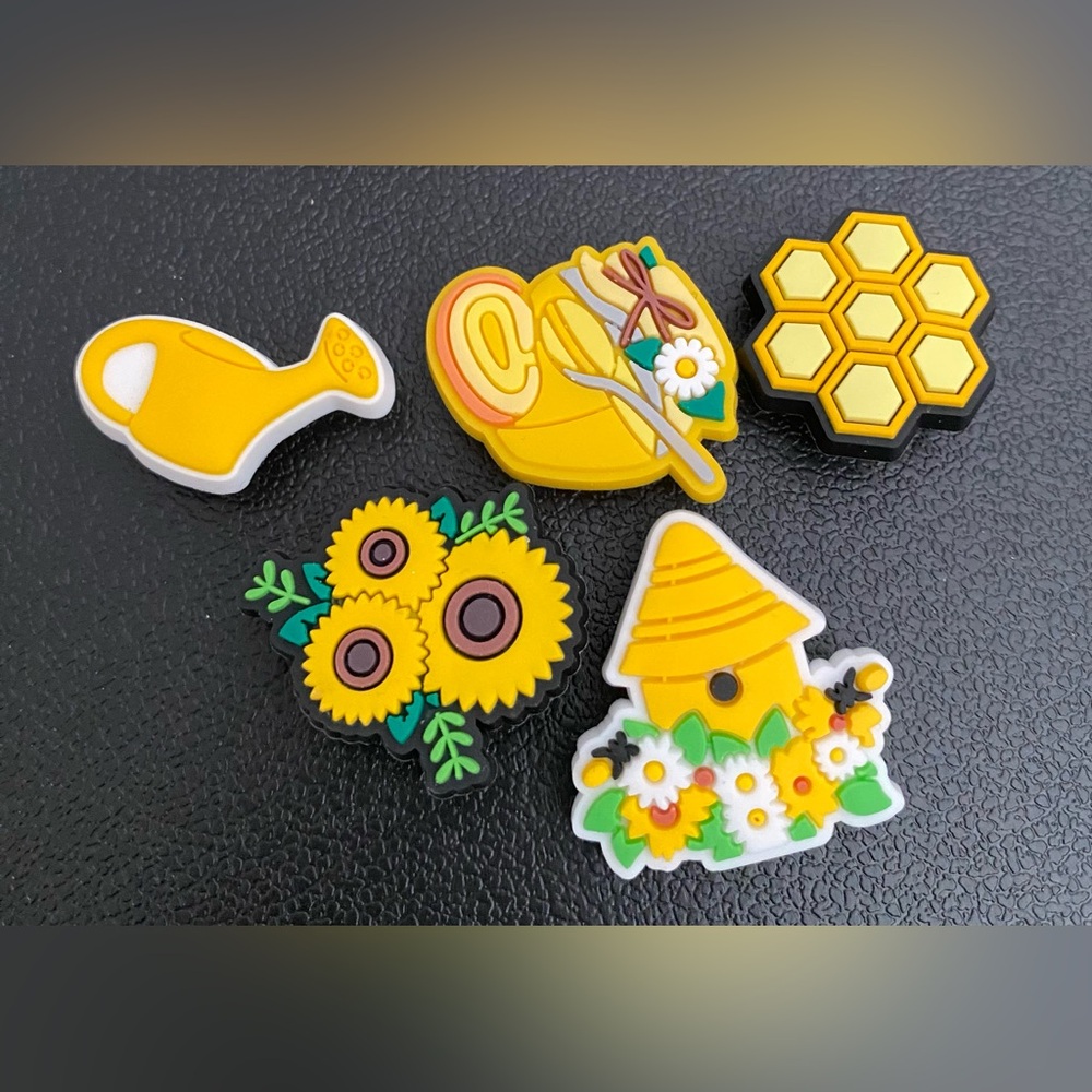 Brand New 5 Pack Honey and Sunflower Shoe Charms